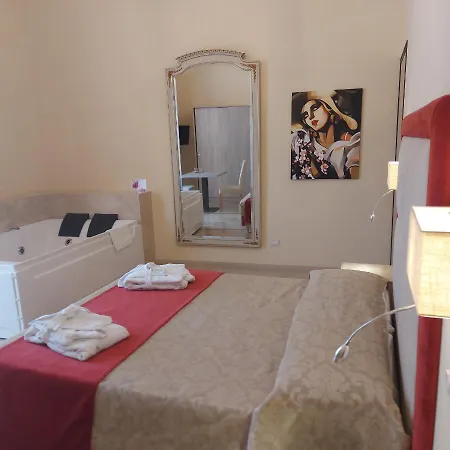 Dimora Charleston Parcheggio Privato In Loco Gratis Отель типа 