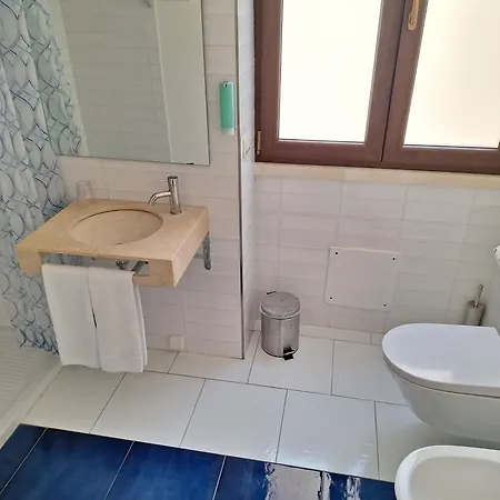 Dimora Charleston Parcheggio Privato In Loco Gratis Лечче