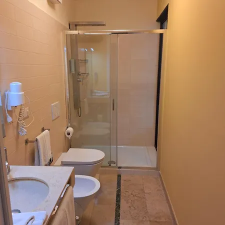 Dimora Charleston Parcheggio Privato In Loco Gratis 2*